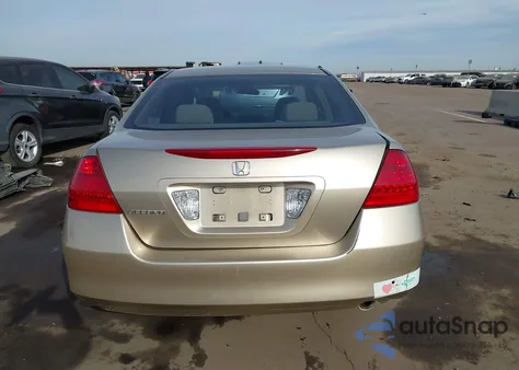 2006 Honda Accord 2.4 Vp из США, поврежденный, VIN 1HGCM56126A069534